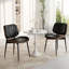 Élégantes chaises de salle à manger en similicuir: chaises d'appoint élégantes pour les salles à manger, les cuisines et les espaces de vie-109423021-109423025