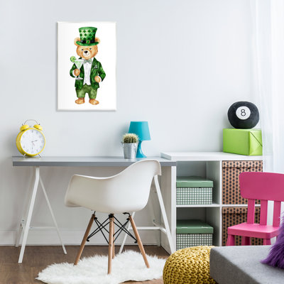 Plaque murale d'ours et de cocktail de la Saint-Patrick, design par Amy Hall