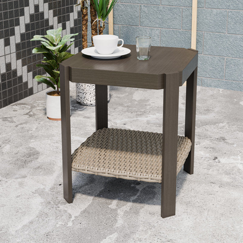 Table basse d'extérieur en osier pour terrasse avec rangement