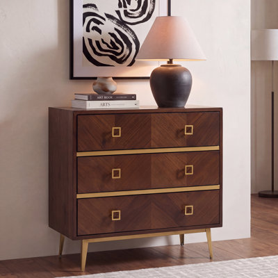 31.9'' W 3 - Drawer Dresser