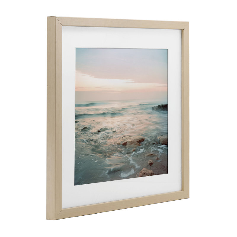 Seabreeze Melodies Beach Framed Print Under Glass, design by Lazar Studio, H 16 po x l 16 po, Cadre de récolte en pin