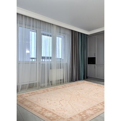 Wool Oriental Indoor Rug