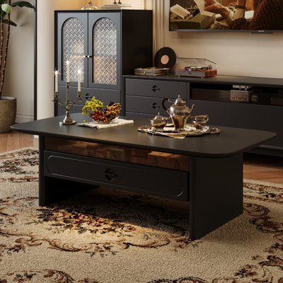 Table basse style français de style rétro