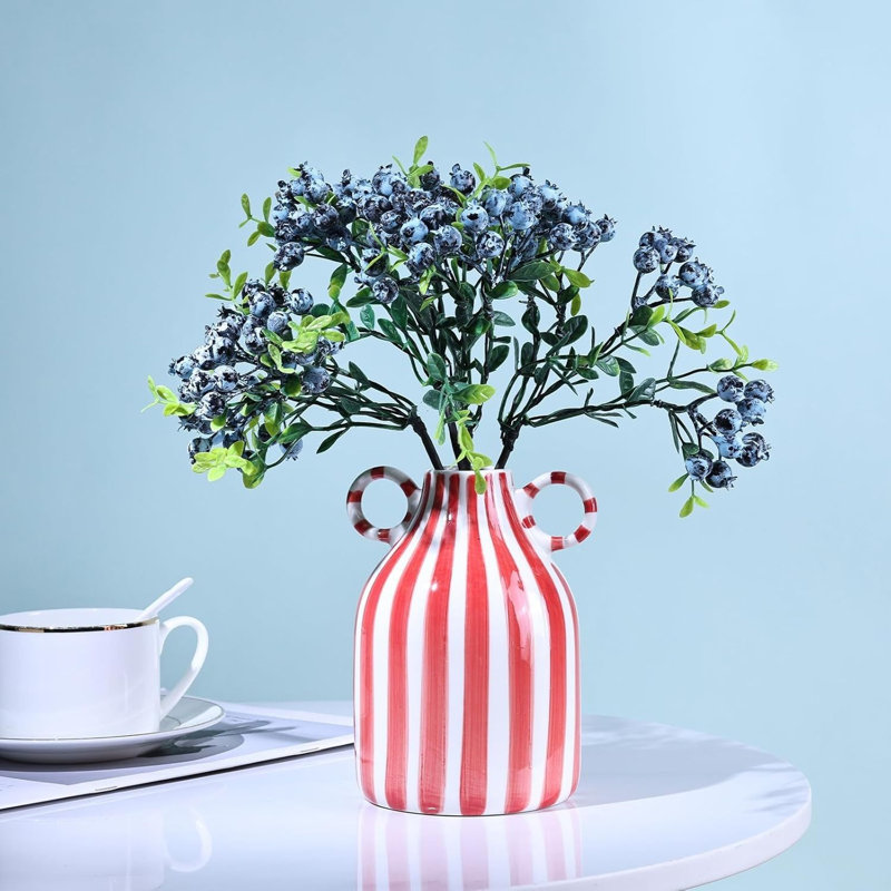 Petit vase décoratif en céramique à rayures rouges et blanches