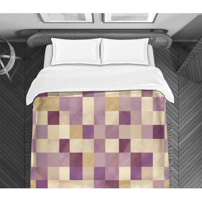  Checkered Feminine Comforter