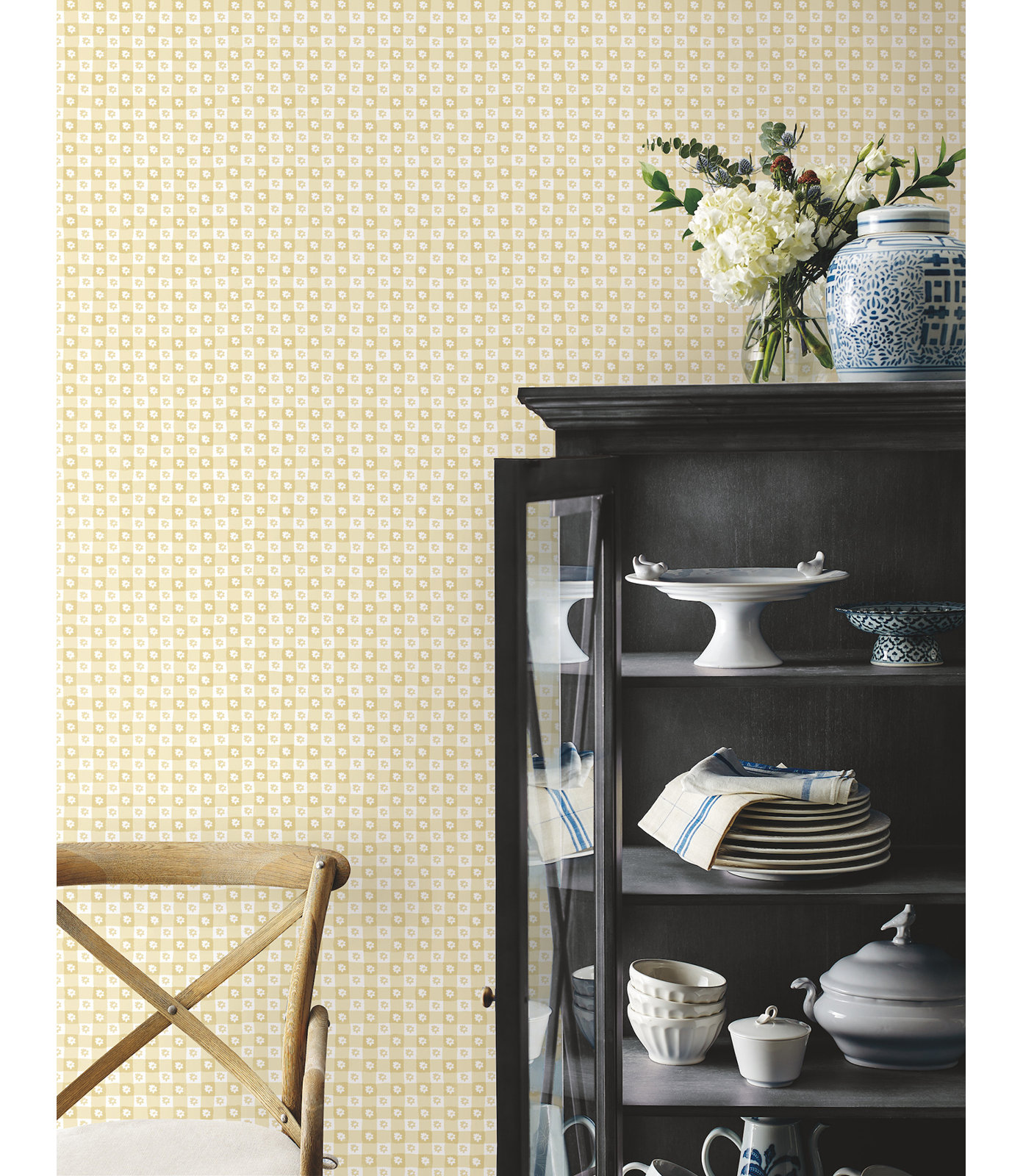 Daisy Gingham Self-Adhesive Roll, Yellow