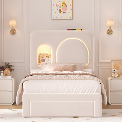 Lit rembourré en velours avec lumières DEL et options de rangement