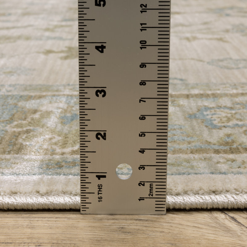 Graicyn Traditional Oriental Beige/ Teal Area Rug, Runner 2'3" x 7'9"