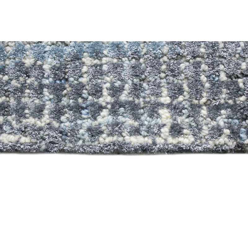 Handmade Blue Wool and Viscose 5' x 7' Tufted Rug
