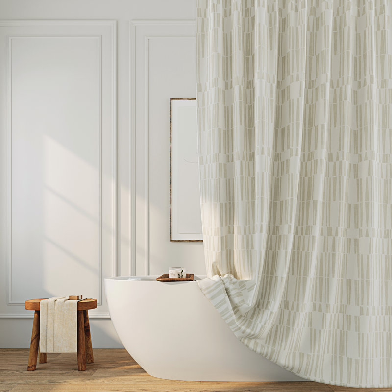 Rideau de douche Indigo Road par égypt Sherrod Ediz