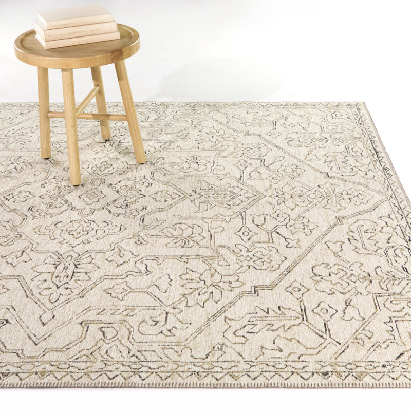 Tapis crème Burdena, Rectangle 7 pi 10 po x 10 pi