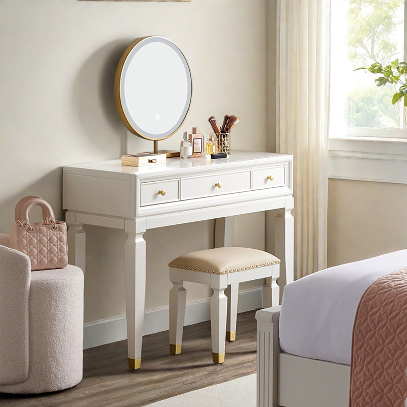 Lakrista Vanity
