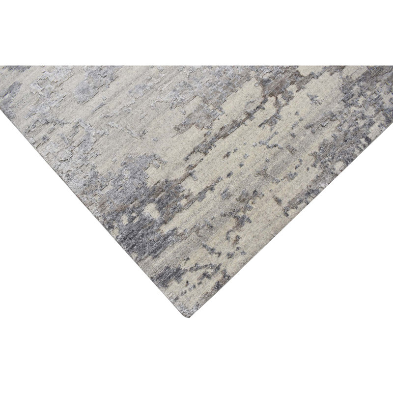 Abstract Area Rug in Silver, Rectangle 2' x 3'
