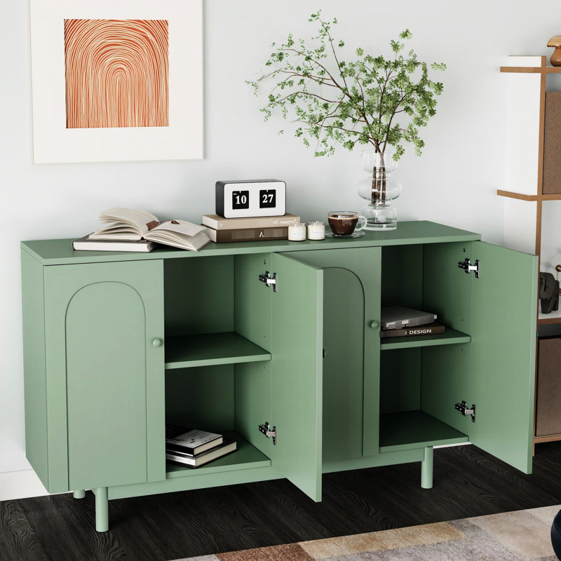 Armoire en taille-douce Abe à 4 portes avec pieds en pin, poignées en bois massif, menthe, offrant des choix de rangement pratiques dans des poignées contemporaines