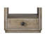 Table d'appoint en placage de chêne anglais noueux, un tiroir à fermeture automatique sur glissières, étagère ouverte pour le rangement et la présentation, 60,8 cm de large, profondeur, 63,1 cm de haut. Espace de rangement accessible, profondeur, largeur.