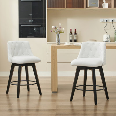 Tabourets de bar pivotants 25 po de 25 po en bois massif moderne avec revêtement en lin et boutons. Calme pivotant à 360 °, pieds réglables. Teinture pour îlot de cuisine, bar à déjeuner. Tissu à hauteur de comptoir blanc