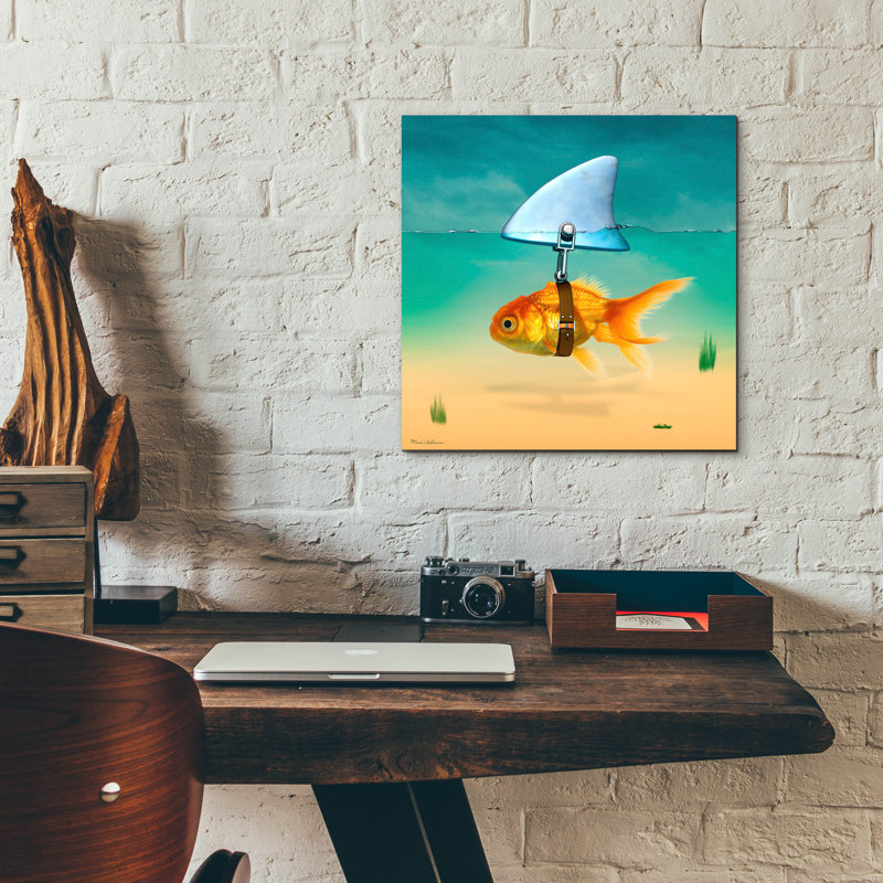 «Gold Fish» par Mark Ashkenazi, H 12 po x l 12 po x P 0,13 po