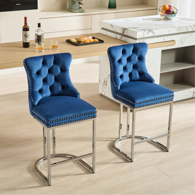 Tabourets de bar 26 po à hauteur de comptoir, velours 2 pièces, dossier à boutons et garniture de rivets, conception ergonomique pour îlot de 2 pièces en velours avec dossier et base en métal pour rivets