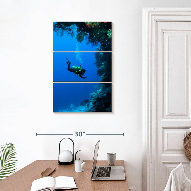 Sireci Indonesia Underwater Diving, 32" H x 20" W