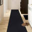 Tapis de couloir noir Ottohome-105064713-118339474