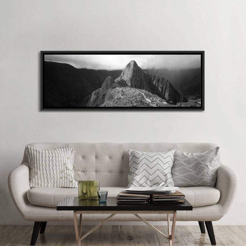 «Ruins, Machu Picchu, Perou» - Photographie panoramique sur toile tendue, H 12 po x l 36 po x P 1,5 po, Toile avec cadre noir