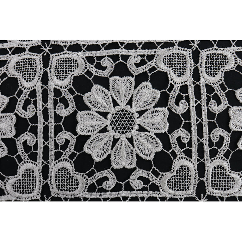 Benigna Floral Tablecloth, 90'' x 64'' 