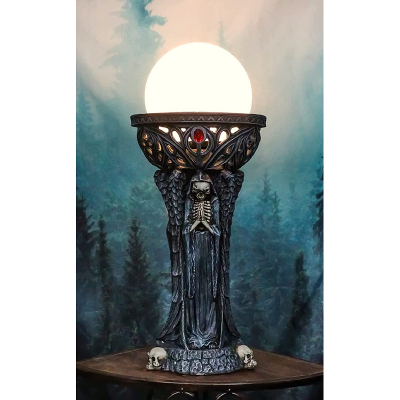 Lampe de table en résine Haldor
