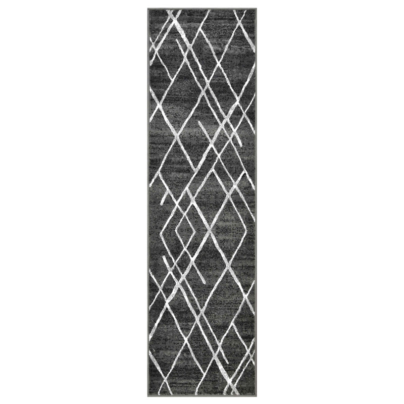 Geometric Indoor Rug, Runner 2' x 7'