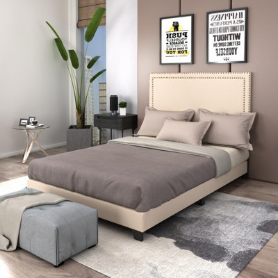 Adelaida Upholstered Bed