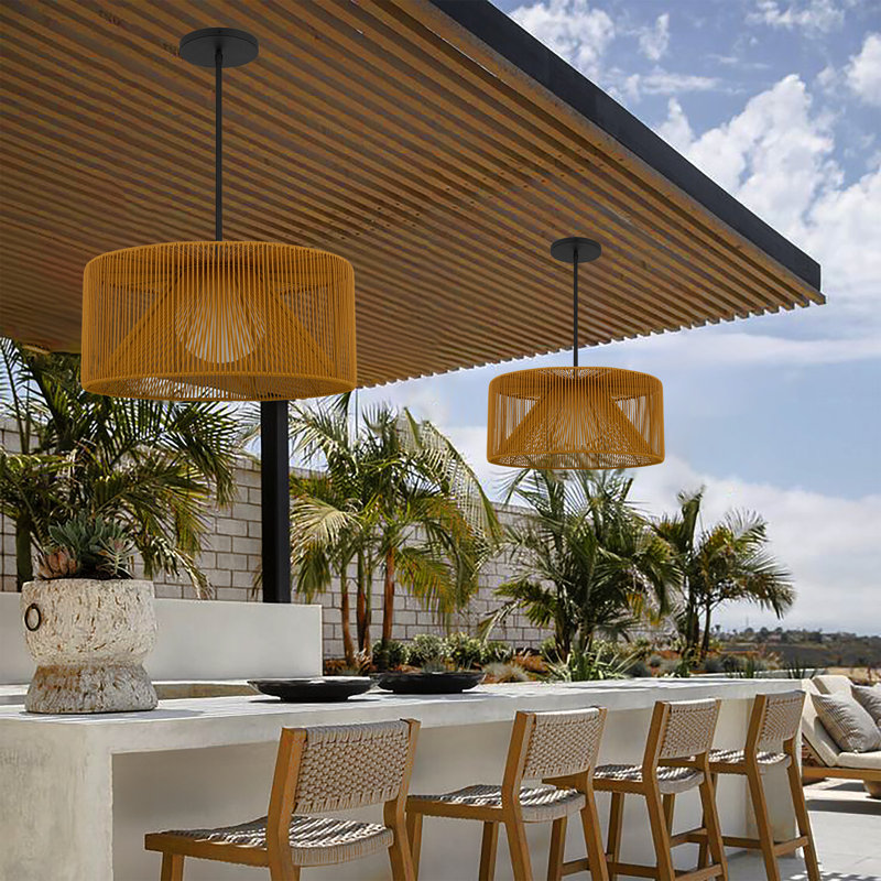 Luminaire suspendu tissé à DEL Key West pour une utilisation intérieure / extérieure, rotin résistant aux intempéries, 5-CCT, à intensité variable