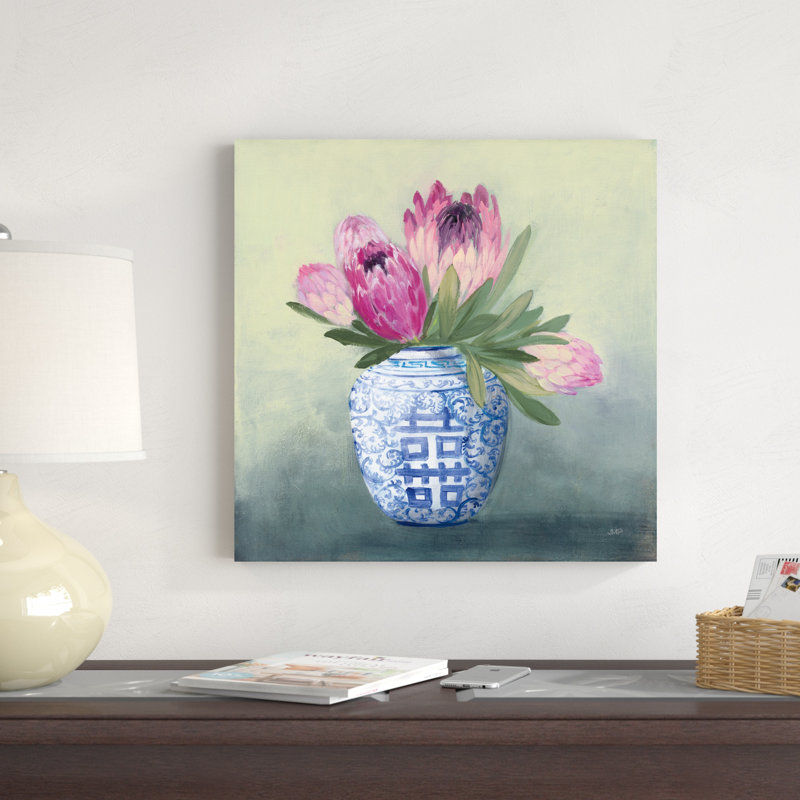 «Protea Chinoiserie I» par Julia Purinton - peinture sur toile tendue, H 20 po x l 20 po