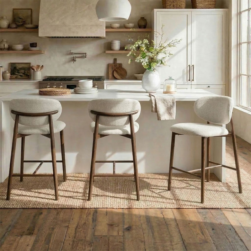 Tabouret de bar 25,5 po en chenille moderne avec dossier en tonneau et pieds en métal d'aspect bois, Beige