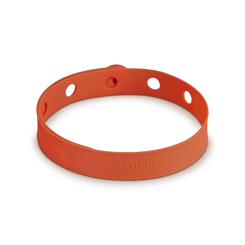 Le Creuset Silicone Travel Latch, Oyster, Orange