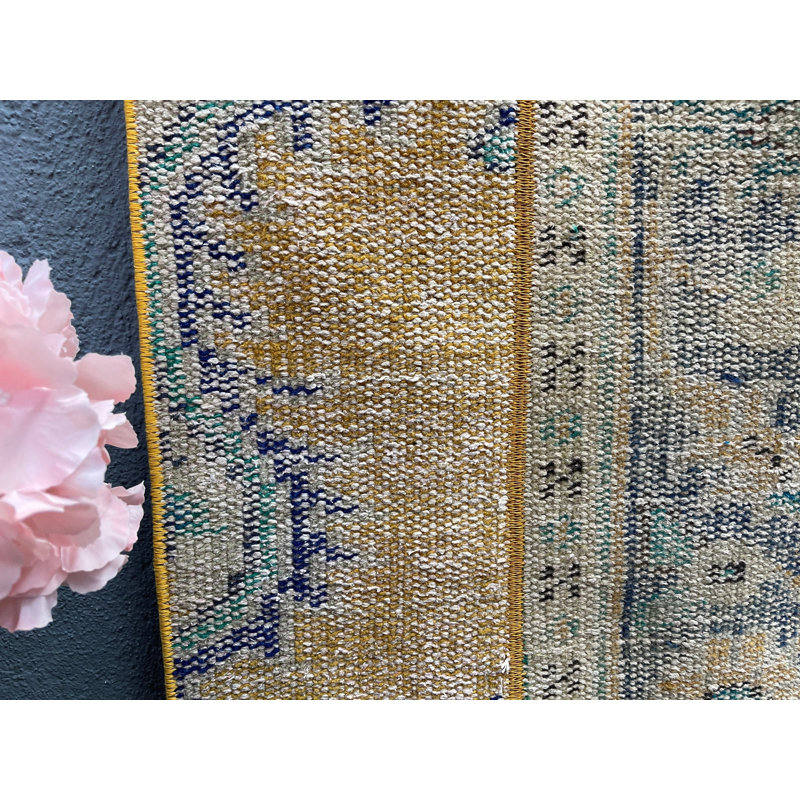 Classic Patchwork Runner Rug, 23.2x77.2 Inch Beige Rug