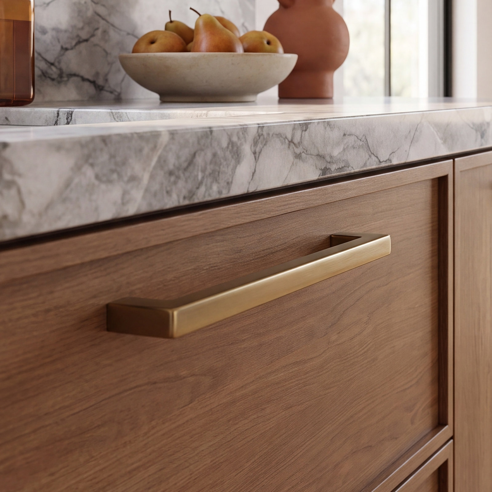 Vail Bar Drawer Pull, 6", Champagne Bronze