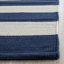 Tapis bleu marine / ivoire rayé tissé à plat à la main Brookvale-69561754