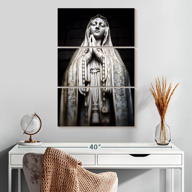 Leisha Catholic Mary Statue, 32" H x 20" W