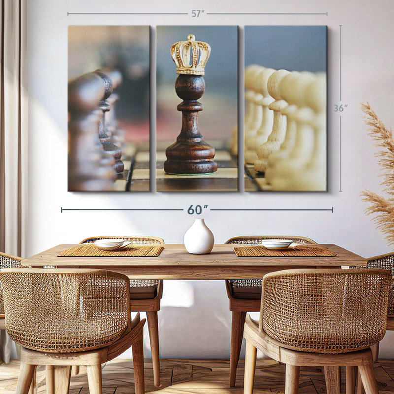 «Chess Pawn Queen», 3 pièces sur toile, H 36 po x l 57 po x P 1,25 po