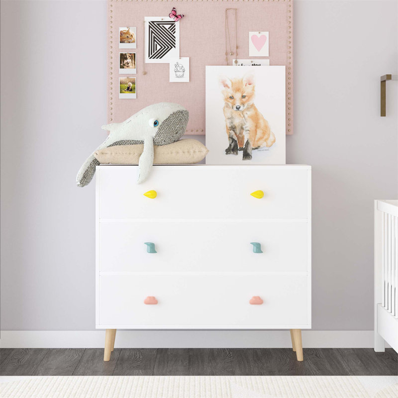 Commode 3 tiroirs pour enfants avec conception anti-basculement, rangement polyvalent pour chambre de bébé et chambre à coucher, assemblage facile, glissières européennes lisses
