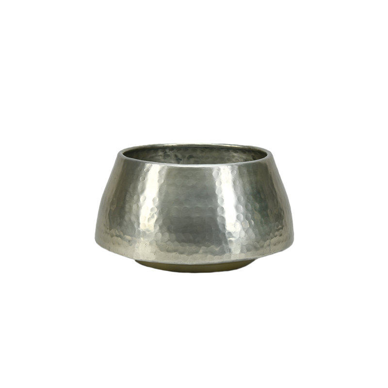 Pot à fleurs en aluminium Mandeville, 5 po x 9 po x 9 po