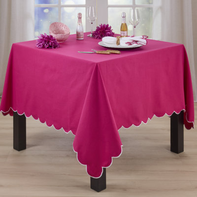 Scalloped Edge Tablecloth - Elegant Solid Colour Tablecloth with Decorative Scalloped Border for Dining Tables, Entertaining and Everyday Table Décor