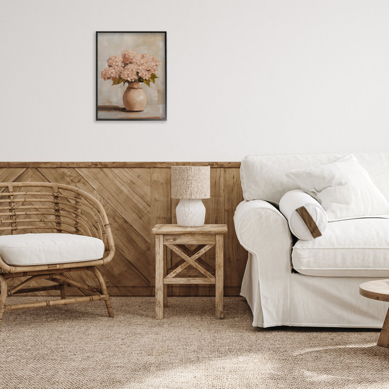 Hortensias Classic Blush, giclée encadrée, design par Franklyn Gregory, H 14 po x l 11 po, Giclée encadrée noir minuit