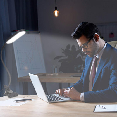 Adalinn Desk Lamp