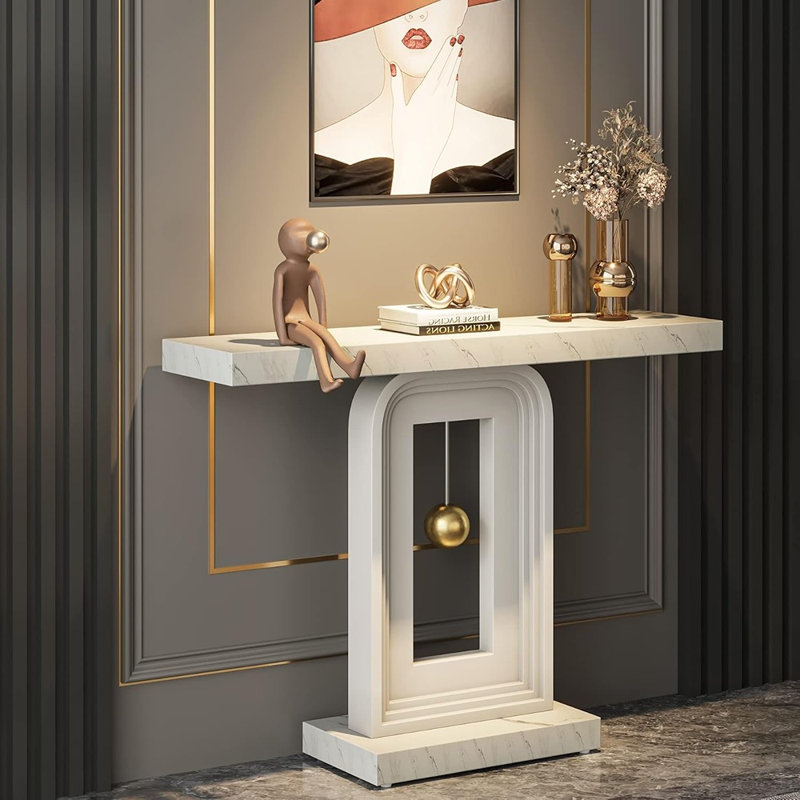 Console moderne en faux marbre avec piètement géométrique pour entrée