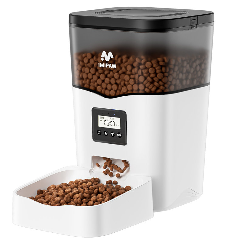 Automatic cat feeders