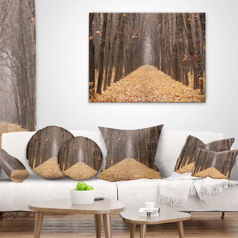 Coussin jaune à imprimé forêt jaune - Forêt d'automne, 18 po x 18 po, Carré