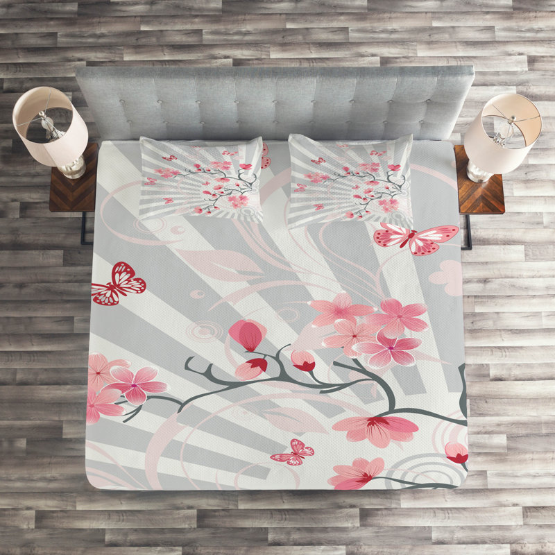 Farmhouse / Country Polyester Coverlet, King Bedspread + 2 Shams
