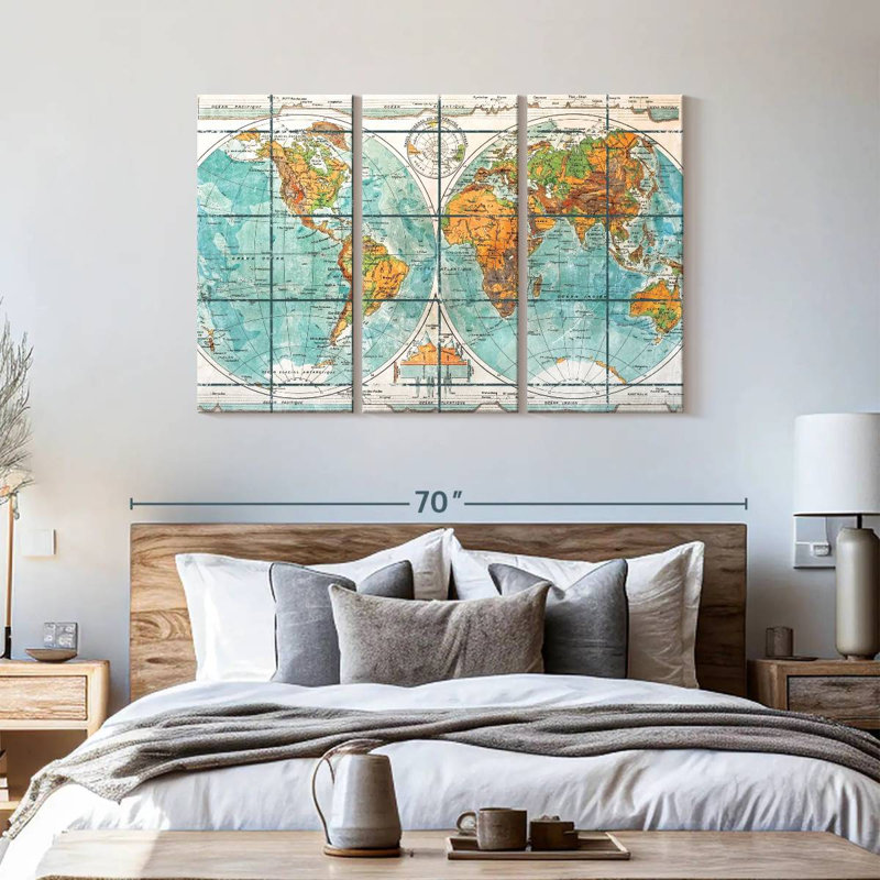 «Globe World Map», ensemble de 3 reproductions sur toile par Tess P, H 36 po x l 57 po x P 1,25 po