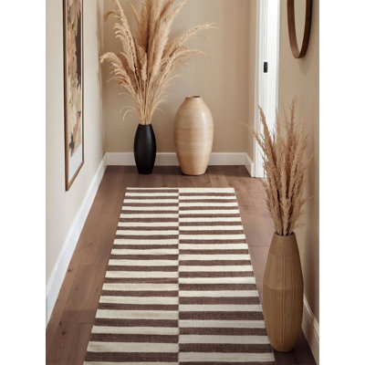 Woolen Rug Vika - Rug, Handwoven & Geometric Design, Stripes Rug for Living Room, Bedroom, Floor