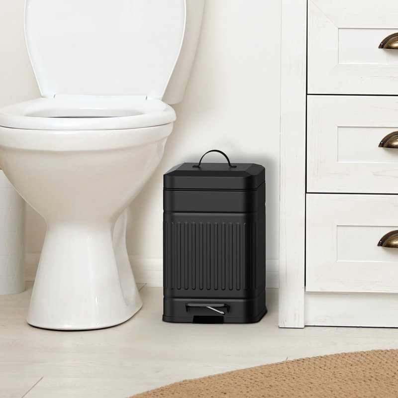 Farmhouse Retro Metal Waste Bin, Black